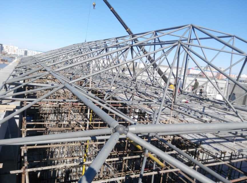 郏县商贸城屋顶网架工程